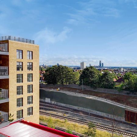 Modern And Chic Apartments At Ferrum Near Wembley Park Londra Esterno foto