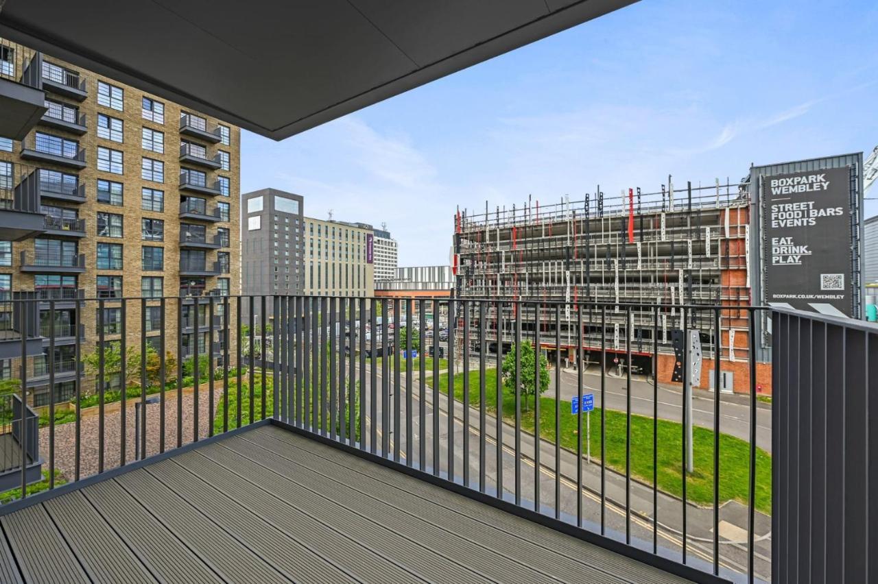 Modern And Chic Apartments At Ferrum Near Wembley Park Londra Esterno foto