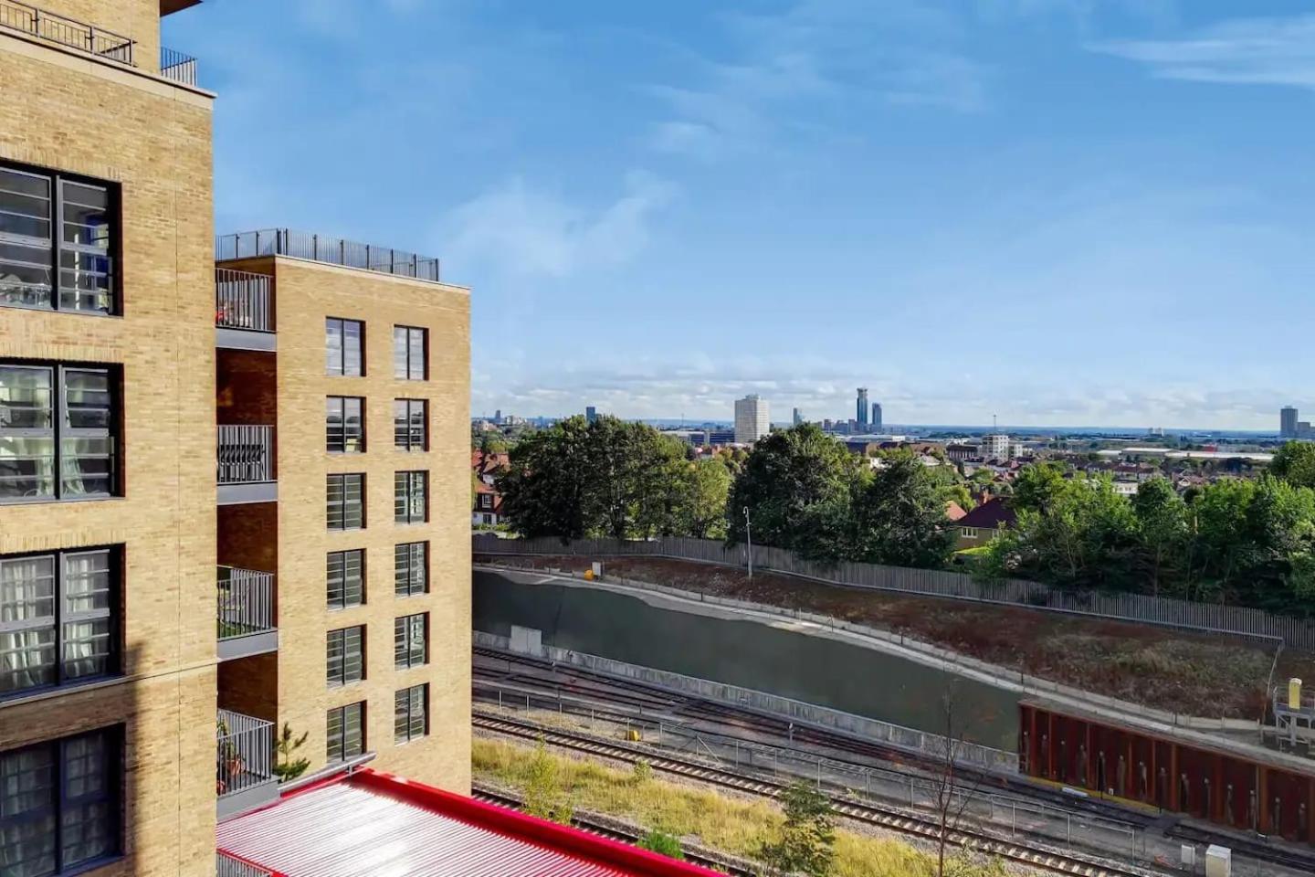 Modern And Chic Apartments At Ferrum Near Wembley Park Londra Esterno foto